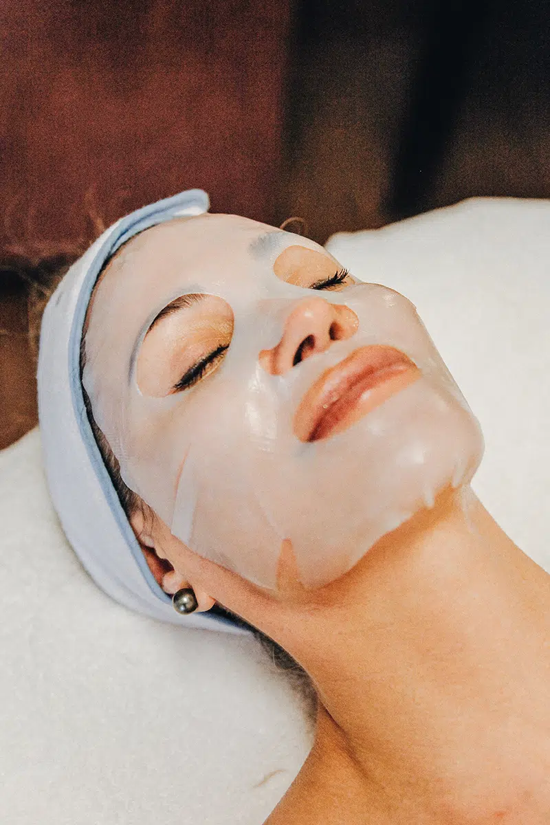 Pigment balancing peel services